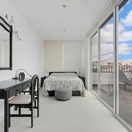 Lägenhet Lovely Penthouse Costa Teguise