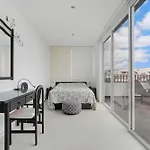 شقة Lovely Penthouse كوستا تاغيسي